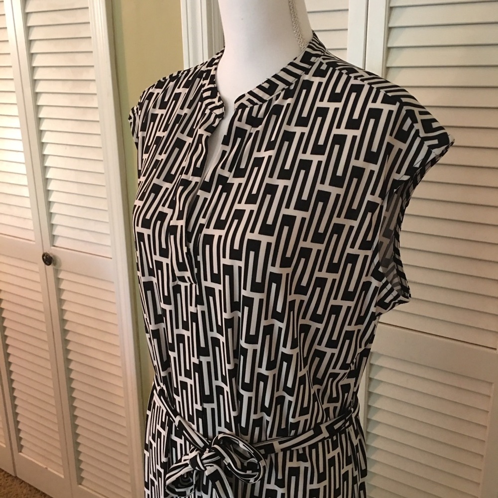 Jones New York Black and White Geometric Print Dress Size 10